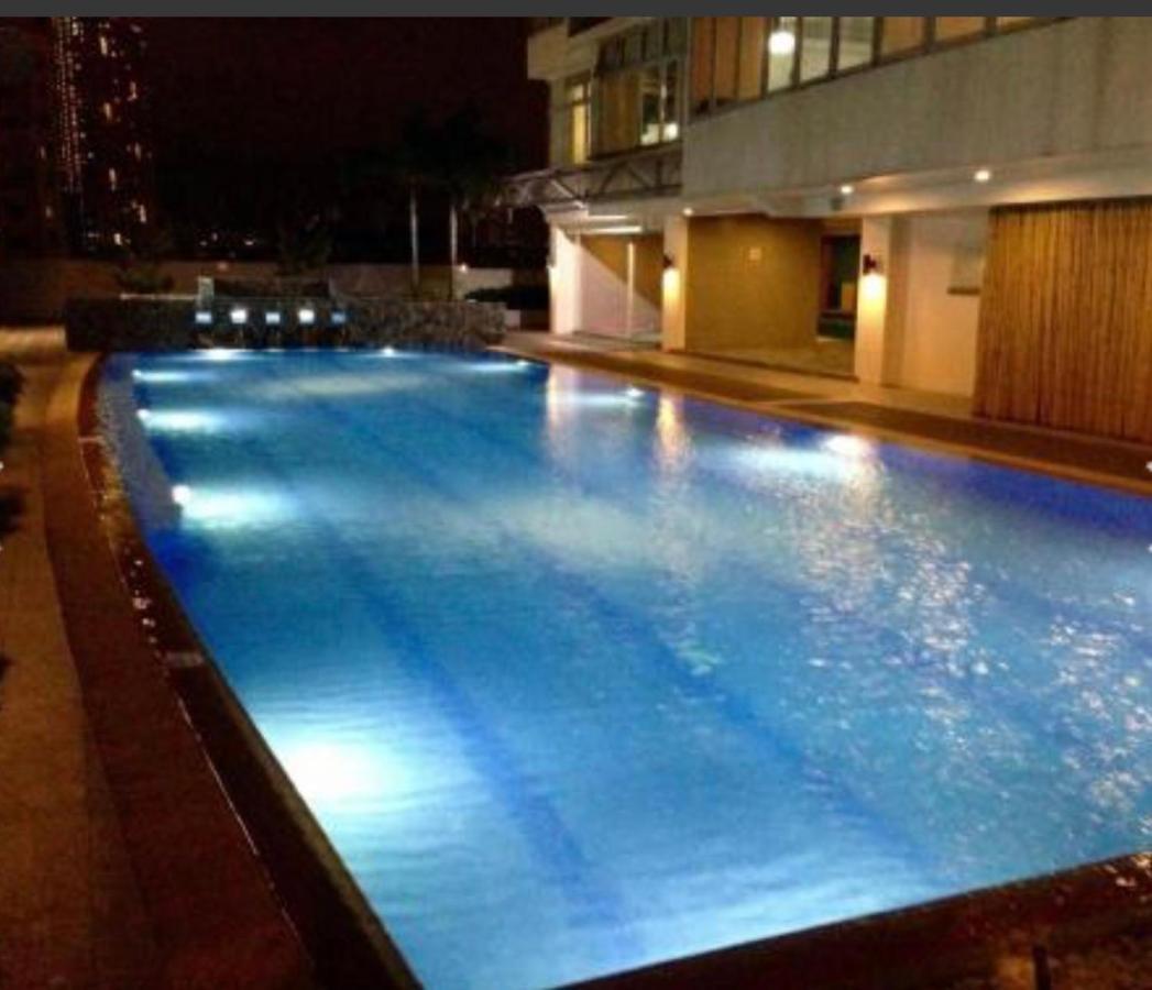 Studio Unit Condo At Antel Serenity Suites Makati Манила Екстериор снимка