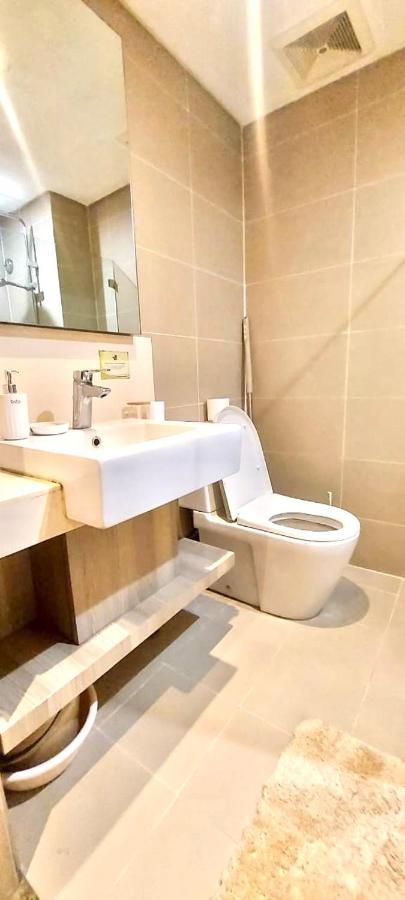 Studio Unit Condo At Antel Serenity Suites Makati Манила Екстериор снимка